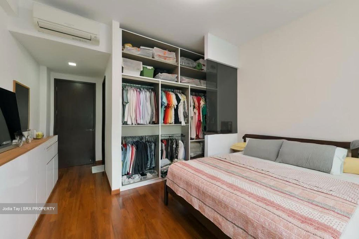 Country Park Condominium (D16), Condominium #621067571